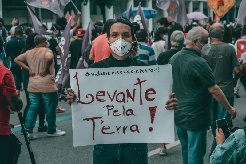 La palabra recuperada: saberes indígenas y la impugnación filosófica del discurso colonial
